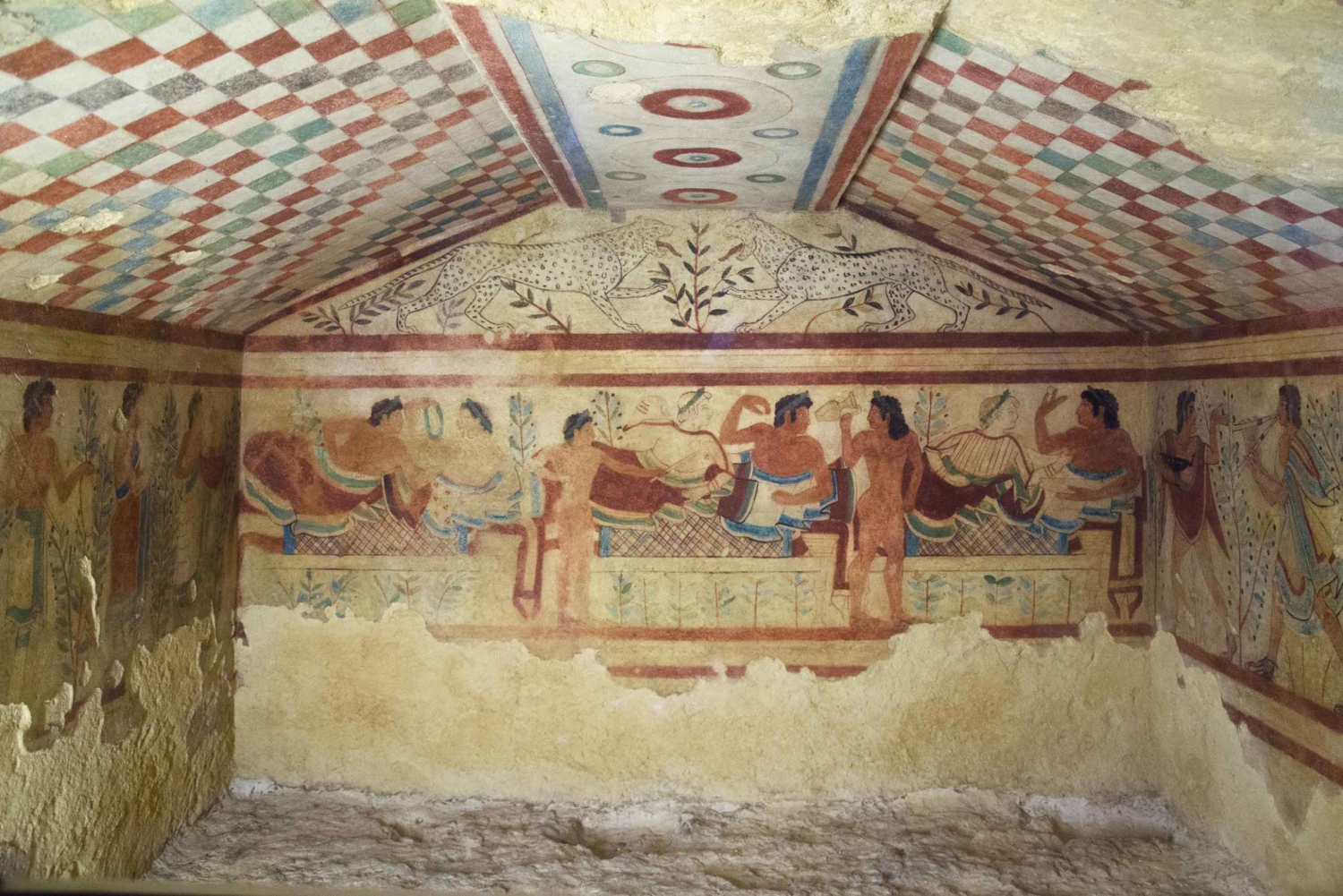 Civitavecchiasta: Tarquinia & Unesco Site vierailu lounaalla