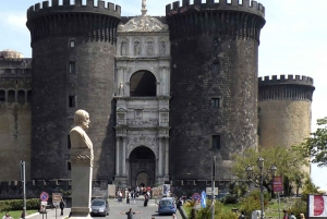 From Rome: Pompeii and Naples, Full Day Tour with Lunch