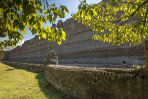 De Roma: Traslado de ida e volta ao Tivoli com ingressos