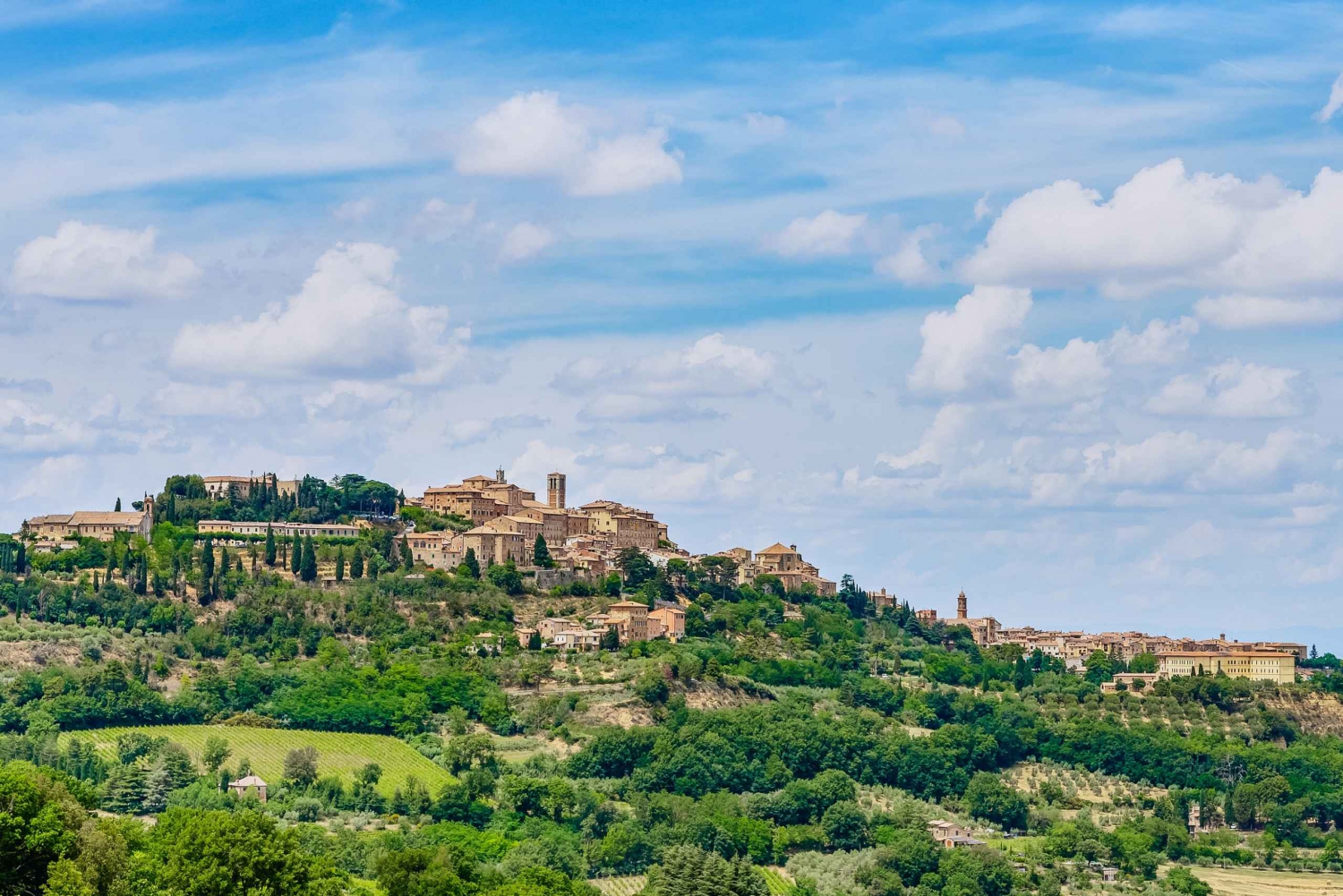 Roma: viagem de 1 dia à Toscana e Montepulciano com almoço e vinhos