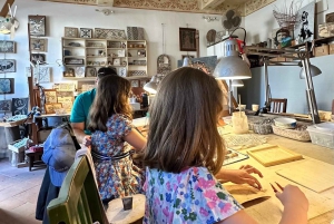 Mosaic-Making Workshop in Rome's Trastevere