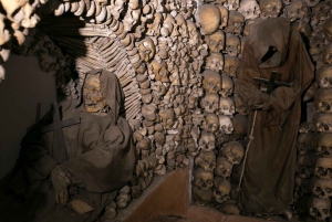 ローマ：アフターアワーズ クリプト＆カタコンベ エクスプレスガイドツアー