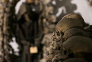 ローマ：アフターアワーズ クリプト＆カタコンベ エクスプレスガイドツアー