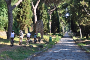 Rome: Appian Way, Catacombs & Roman Aqueducts Top EBike Tour
