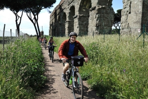 Rome: Appian Way, Catacombs & Roman Aqueducts Top EBike Tour