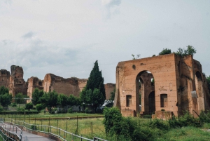 Рим: тур на гольф-каре по Аппиевой дороге с посещением римских катакомб