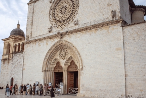 Roma: Dagstur til Assisi, Civita di Bagnoregio og Orvieto