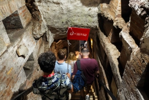 Rome: Catacombs and Capuchin Crypt Guided Tour with Transfer