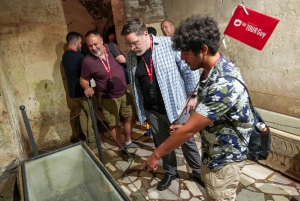 Rome: Catacombs and Capuchin Crypt Guided Tour with Transfer