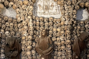 Rome: Catacombs and Capuchin Crypt Guided Tour with Transfer