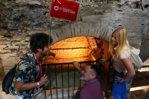 Rome: Catacombs and Capuchin Crypt Guided Tour with Transfer