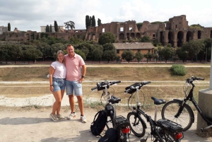 Rome: City Highlights E-Bicycle Tour