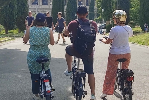 Rome: City Highlights E-Bicycle Tour