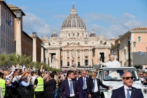 Рим: аудиенция Папы Римского с сопровождающим и входной билет