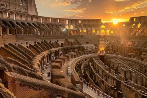 Roma: experiencia de la hora dorada en el Coliseo con guía
