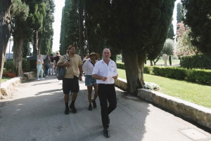 Rzym: wycieczka z przewodnikiem po katakumbach i krypcie kapucynów (audioprzewodnik)