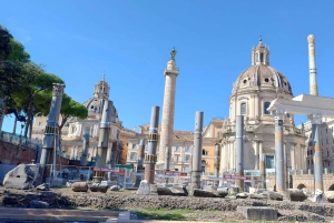 ローマ：コロッセオからフォロ・ロマーノまでのガイド付き屋外ツアーをご案内いたします。