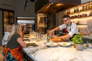 Рим: Мастер-класс по приготовлению пасты и тирамису с неограниченным количеством вина