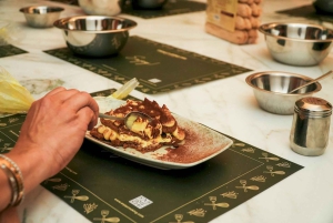 Рим: Мастер-класс по приготовлению пасты и тирамису с неограниченным количеством вина