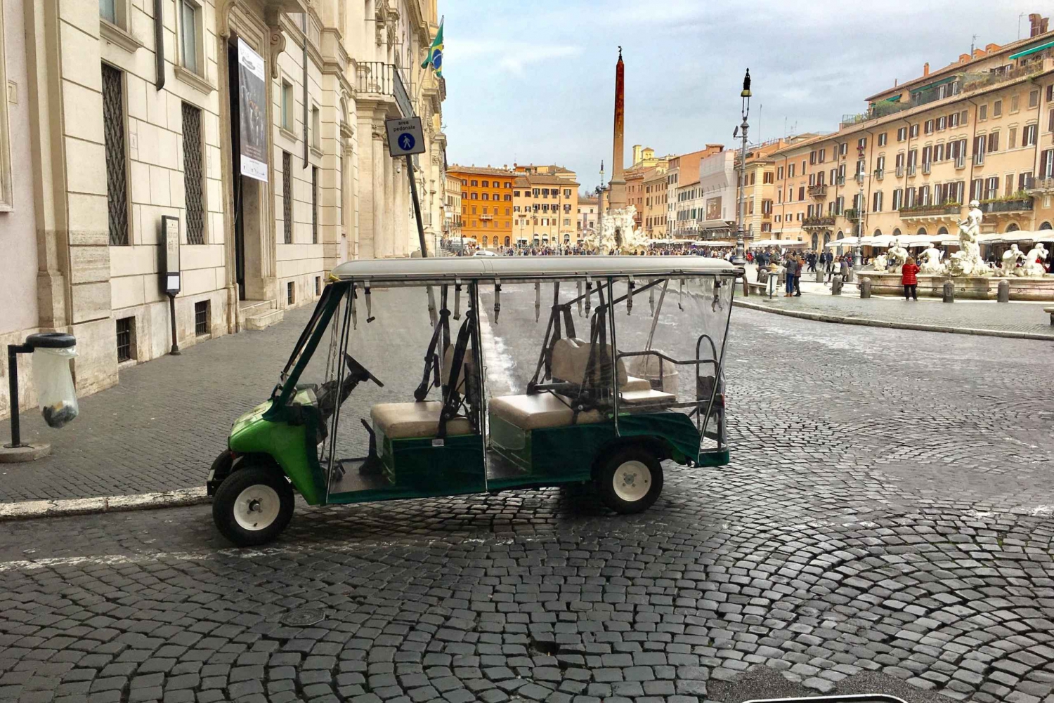 Roma: Tour de la ciudad imperial en carro de golf con traslado opcional