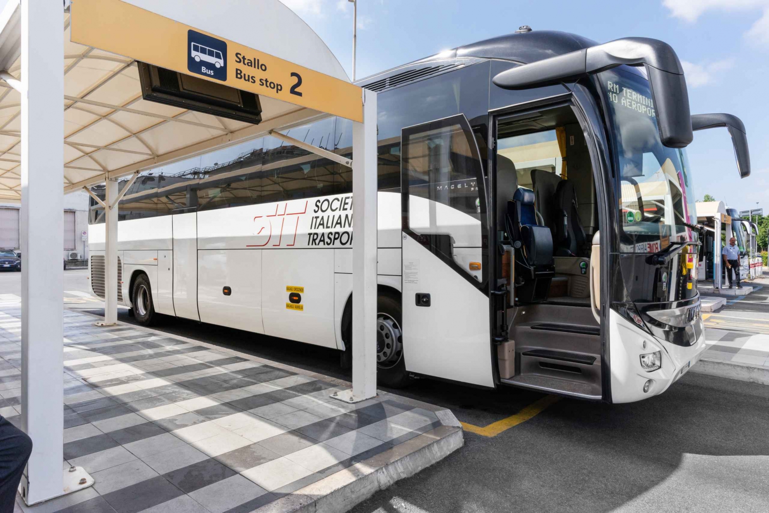 Pendelbus transfer van of naar Ciampino Luchthaven