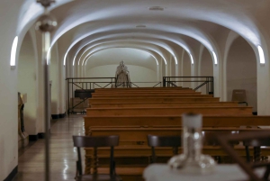 ローマ：サン・ピエトロ大聖堂、墓所ツアー＆ドーム登頂オプション