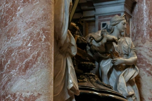 ローマ：サン・ピエトロ大聖堂、墓所ツアー＆ドーム登頂オプション