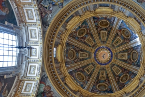 ローマ：サン・ピエトロ大聖堂、墓所ツアー＆ドーム登頂オプション