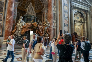 Рим: Базилика Святого Петра, Ла Пьета и папские гробницы Тур