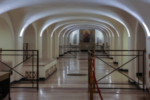 Рим: Базилика Святого Петра, Ла Пьета и папские гробницы Тур