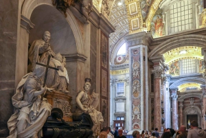 Рим: Базилика Святого Петра, Ла Пьета и папские гробницы Тур