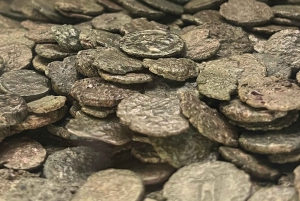 ローマ：トレビの泉地区地下ツアーとアイスクリーム