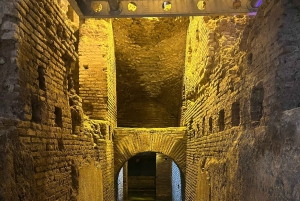 ローマ：トレビの泉地区地下ツアーとアイスクリーム