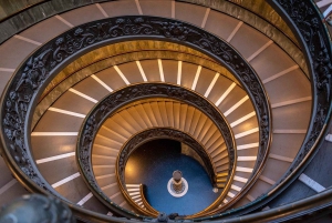 Rome: Vatican Museums Fast Entry Ticket with Guide Option