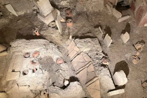 Roma: tour guiado por la Necrópolis Vaticana y la Vía Triunfal