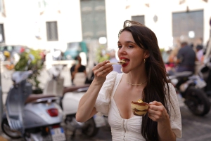 Rzym: przejażdżka skuterem Vespa z fotografiami i degustacją słodyczy