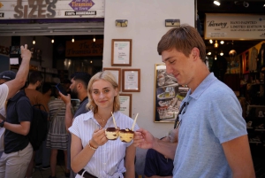 Rzym: przejażdżka skuterem Vespa z fotografiami i degustacją słodyczy