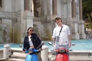 Rzym: przejażdżka skuterem Vespa z fotografiami i degustacją słodyczy