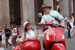 Tour di Roma in Vespa con sidecar: esperienza panoramica di 90 minuti