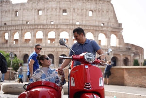 Tour di Roma in Vespa con sidecar: esperienza panoramica di 90 minuti