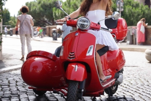 Tour di Roma in Vespa con sidecar: esperienza panoramica di 90 minuti