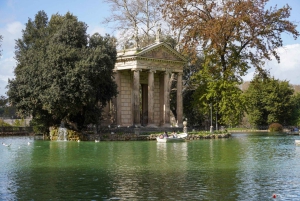 ROME: Villa Borghese Lake tour by boat with independent rowing + aperitif