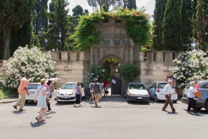 Rome's Original Flavor: A Neighborhood & Market Food Tour