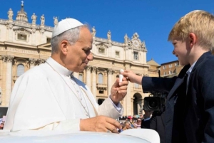 Vatikanstadt: Papstaudienz in Rom Papst Leo XIV. sehen