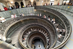 Vatican Museum, Sistine Chapel & St. Peters Guide Tour