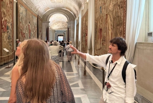 バチカン美術館、システィーナ礼拝堂、サンピエトロ大聖堂のツアーをご案内いたします。