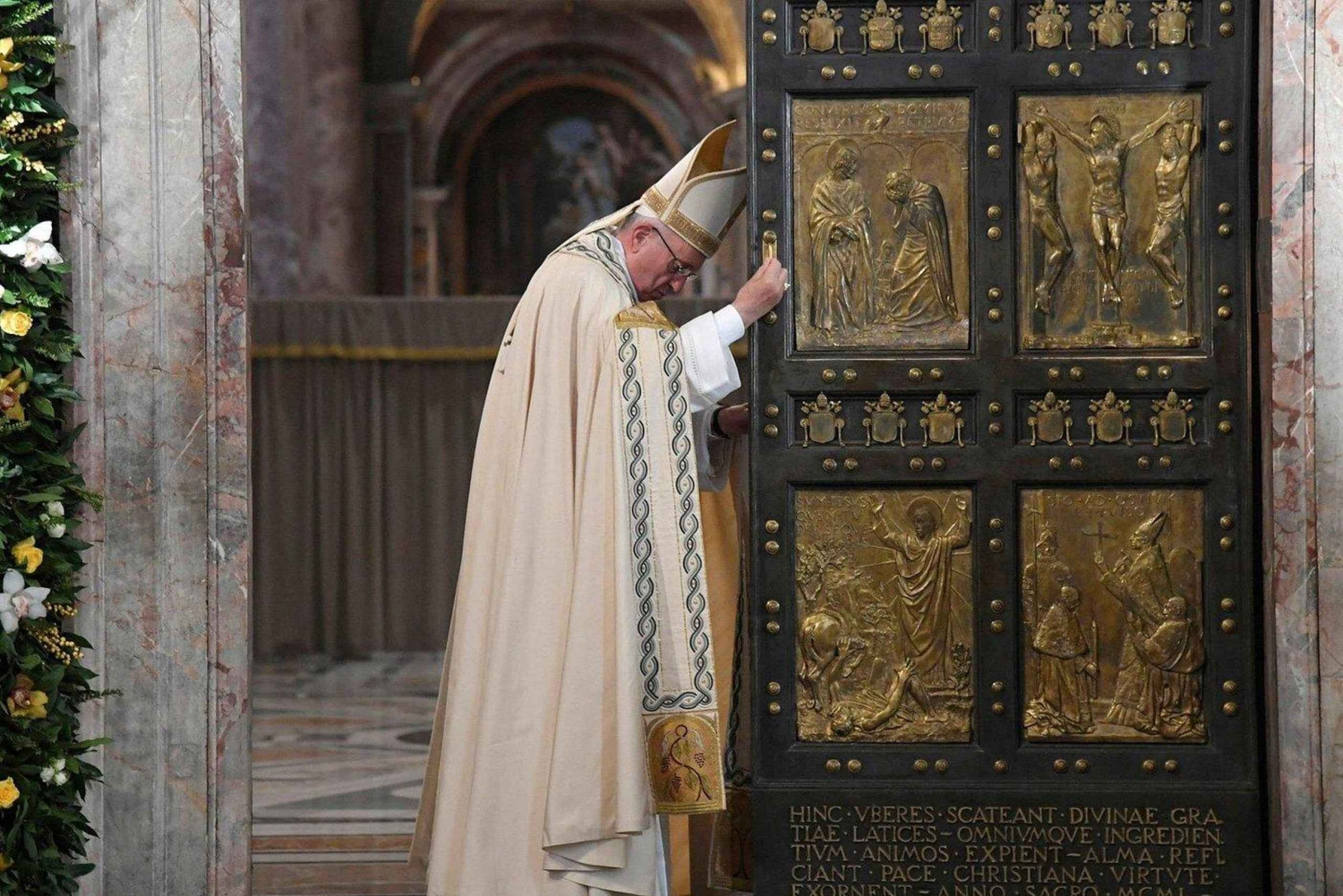 Vaticano: tour privato con accesso alla Porta Santa di San Pietro