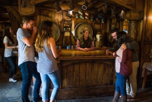 Auckland: Hobbiton og Rotorua dagstur inkludert Te Puia