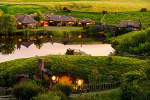 Auckland: Hobbiton og Rotorua dagstur inkludert Te Puia