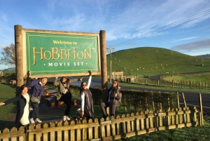 Auckland: Hobbiton og Rotorua dagstur inkludert Te Puia